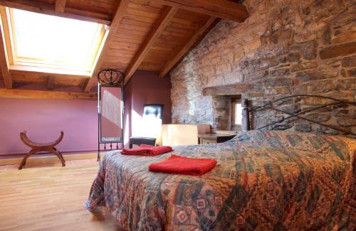 Ardaitz House | Family-Friendly Getaway at Casa Rural Ardantzena