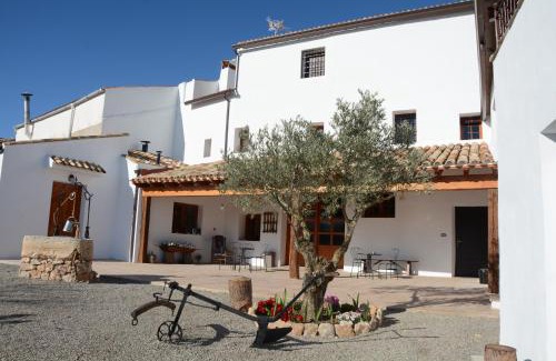 Alborea House | Unforgettable Stay at Casa Rural Aromas de la Manchuela