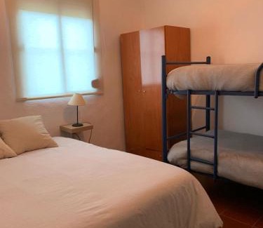 Guadalcanal House | Pet-Friendly Retreat at Casa Rural Arroyo Marco