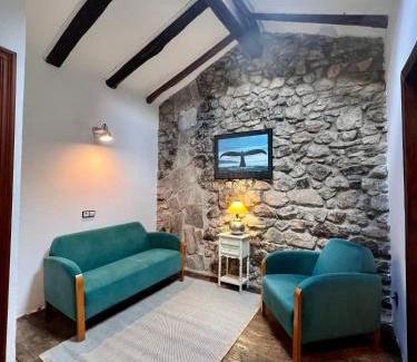 Armano House | Pet-Friendly Haven at Casa Rural Basiver - Habitación Braña