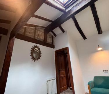 Armano House | Pet-Friendly Haven at Casa Rural Basiver - Habitación Braña