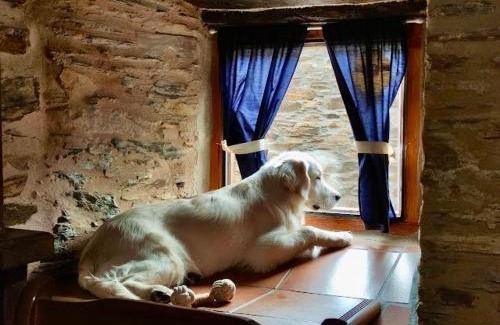 Moreda House | Discover CASA RURAL BIERZO ENCANTADO: 9.2/10, Oceanfront Retreat