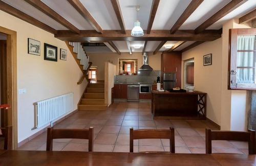 Santiago de Compostela House | Idyllic Casa Rural Completa Río Sarela with Ocean Views