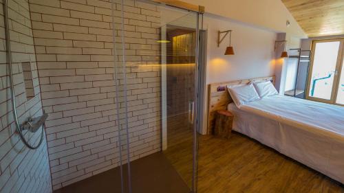Taus Apartment | Relaxing Retreat at Casa Rural Cal Rossa de Taus SPA