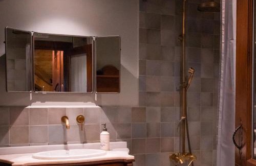 Isil House | Family-Friendly Getaway at Casa Rural Casa Bernat