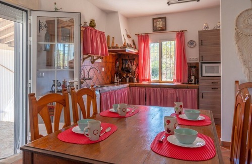 Antequera Villa | Relaxing Getaway at Casa Rural Cayara in Villanueva
