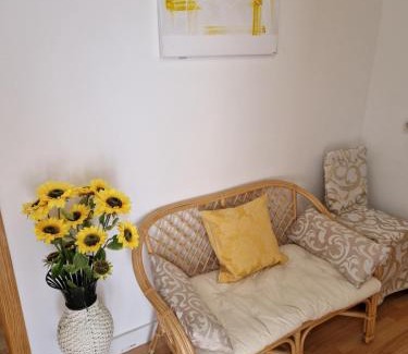 Saelices House | Relaxing Retreat Near Tarancón with Pool and Ocean View