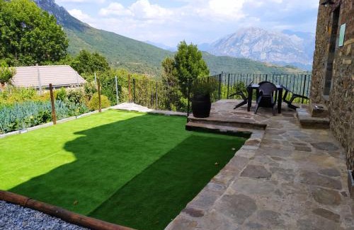Bestue Apartment | Guest Rated 9/10: Family-Friendly Casa Rural Chuan Murillo