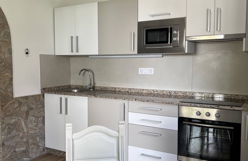 Mogan Cottage | Accessible Coastal Retreat with Pool and Spa, 5 Min to Beach