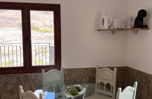 Mogan Cottage | Accessible Coastal Retreat with Pool and Spa, 5 Min to Beach