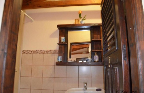 Hermigua Cottage | Scenic Rural Retreat with WiFi and Mountain Views