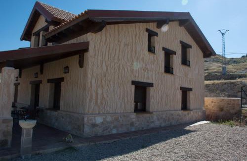 Torralba Ski Chalet | Guest Rated Casa Rural Consuelo with Family-Friendly Amenities