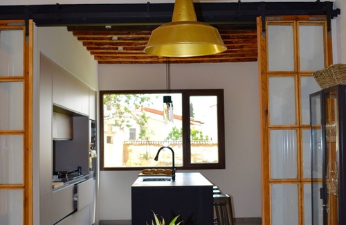 Guadamur House | Discover Casa Rural de Ancos: Pet-Friendly Urban Oasis