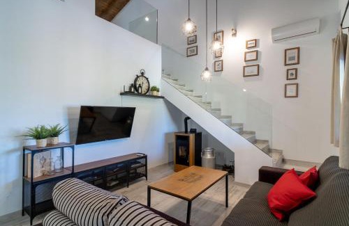 Alhaurin el Grande House | Stylish Rural Retreat with Pool and BBQ by the Ocean