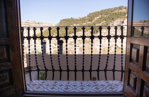 Alcala del Jucar House | Pet-Friendly Escape at Casa Rural del Juez - Rated 9/10