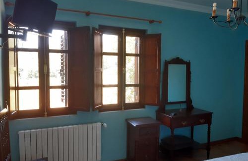 Arnoia House | Pet-Friendly Comfort at Casa Rural dos Chaos Retreat