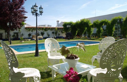 Los Hinojosos House | Relax at Casa Rural El Arriero with Pool and Family Comfort