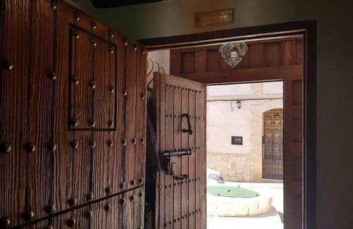 Los Hinojosos House | Relax at Casa Rural El Arriero with Pool and Family Comfort
