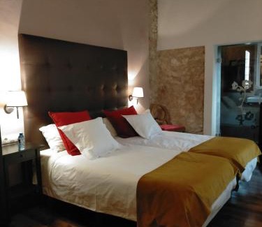 Yecla House | Discover Casa Rural el Castillico: Family-Friendly Oasis