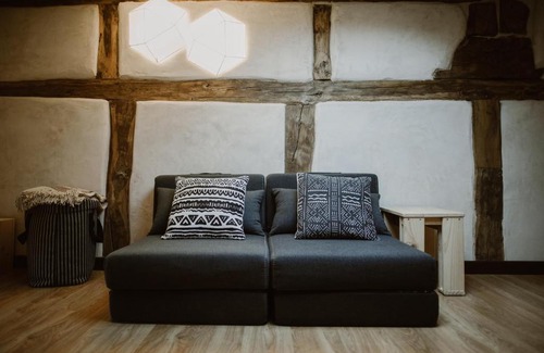 Arlanzon House | Pet-Friendly Retreat: Casa Rural el Cocodrilo, Rated 9.6/10