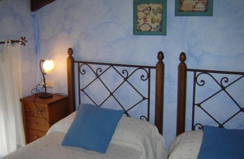 Villalon de Campos House | Family-Friendly Stay at Casa Rural El Encuentro - 4 Stars
