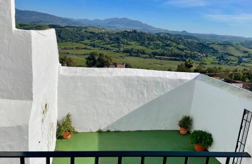 Jimena de la Frontera House | Family-Friendly Retreat at Casa Rural El Zaguán - Rated 9.3