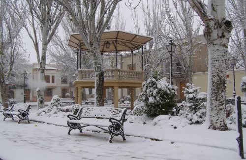 Villa de Don Fadrique House | Pet-Friendly Casa Rural El Rincon del Infante - Highly Rated Stay