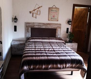 Yecla House | Discover Casa Rural El Llano Quintanilla with Ocean Views