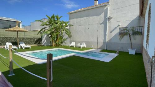 Cordoba House | Idyllic Retreat at Casa Rural El Olivo de Córdoba