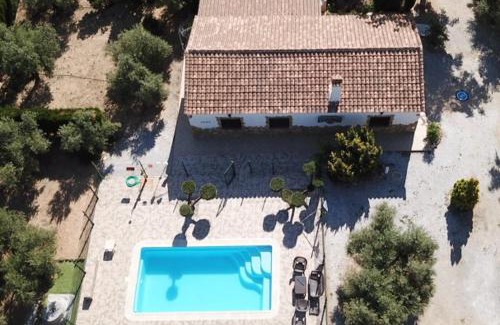 Pozo Alcon House | Elegant Casa Rural El Parral: Family-Friendly Retreat