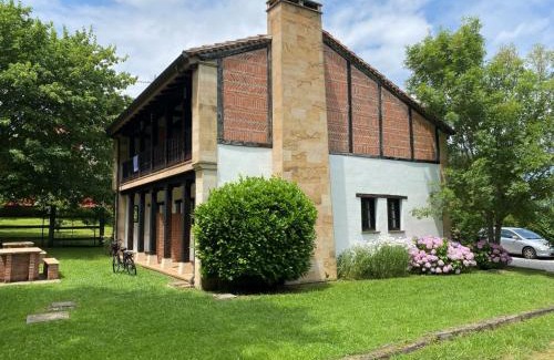 Rumoroso Apartment | Pet-Friendly Retreat at Casa Rural El Pozo Tremeo