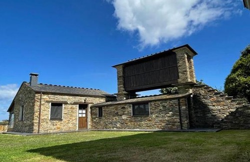 San Pedro de Benquerencia House | Relax at Casa Rural El Reposo: Ocean Views & Pet Friendly