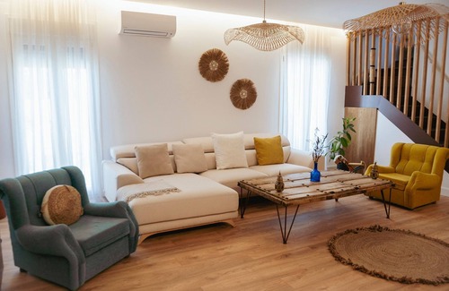 Quero Cottage | Explore Casa Rural en el Corazón de la Mancha for Families