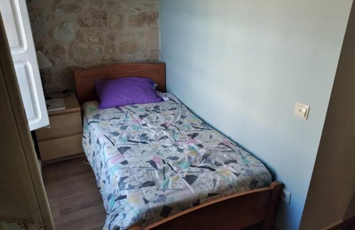 Lledo Ski Chalet | Pet-Friendly Casa Rural en el Matarraña with Pool & Family Fun