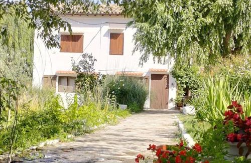 Naval House | Pet-Friendly Casa Rural en Naval with 9.5/10 Guest Rating