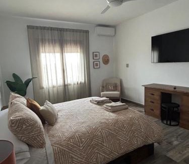 Valera de Arriba Apartment | Family-Friendly Retreat at Casa Rural en Valera