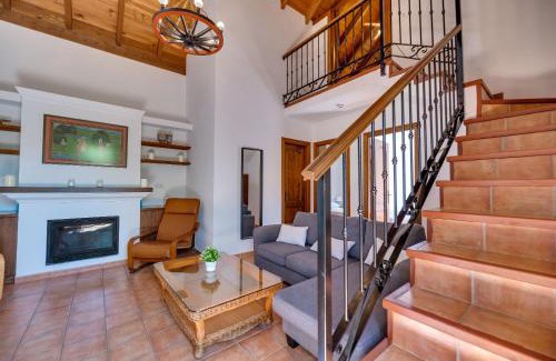 Ojen Villa | Relaxing Casa Rural: Pet-Friendly Retreat near Marbella