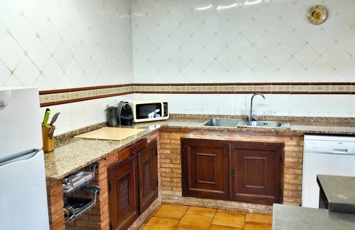 Villalpardo Cottage | Relax at Casa Rural Bolero in Hoces del Cabriel Reserve