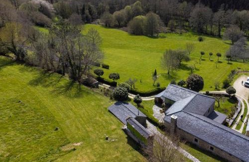 Monfero House | Pet-Friendly Getaway at Casa Rural Graña da Acea - 9.3/10