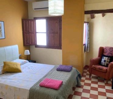 Ayora House | Pet-Friendly Retreat at Casa Rural Hotel La Placeta AYORA