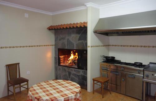 Las Majadas Apartment | Discover Casa Rural Javier El Molino: Pet & Child Friendly