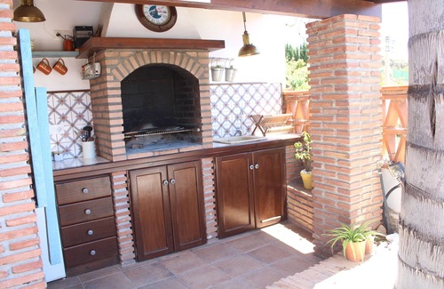 Molvizar Cottage | Relax at Casa Rural Julia Y Chloé with Pool and Spa