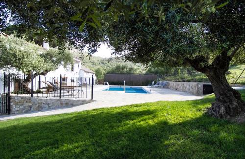 Grazalema Villa | Relax at Casa Rural La Bodega with Ocean View & Pool