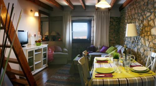 Lastres House | Pet-Friendly Escape at Casa Rural La Casona del Piquero