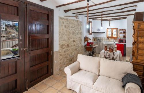 Chulilla House | Explore Casa Rural La Corretger - Rated 9.9 by Guests