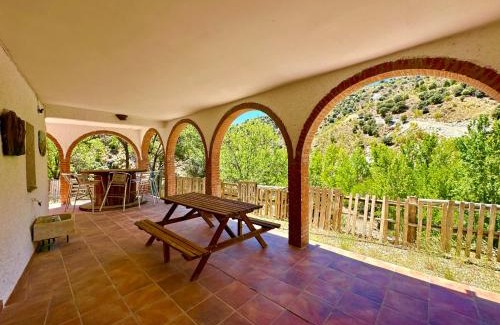 Sierro Ski Chalet | Pet-Friendly Retreat at Casa Rural La Hidalga – Family Haven