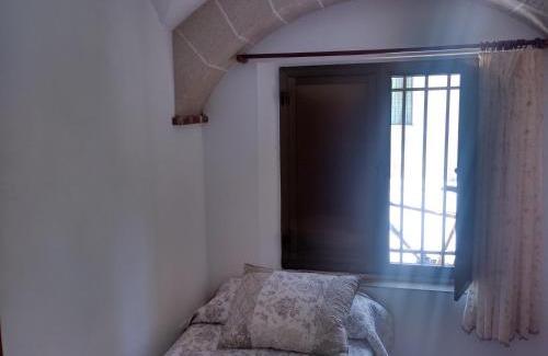 Botija House | Pet-Friendly Retreat at Casa Rural La Jara - Rated 9.3/10