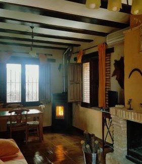 Ossa de Montiel House | Oceanfront Casa Rural La Ossa with Pet-Friendly Amenities