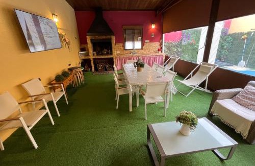 Carrizosa House | Pet-Friendly Casa Rural "La Pepa" with Oceanfront Pool