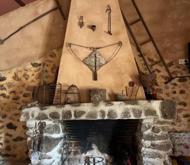 Piedrabuena House | Pet and Child Friendly Retreat at Casa Rural La Peralosa